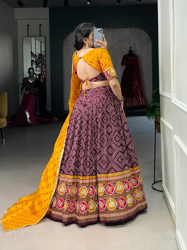 This_beautifully_printed_lehenga_design_going_from_a_royal_shade_ensemble_for_function