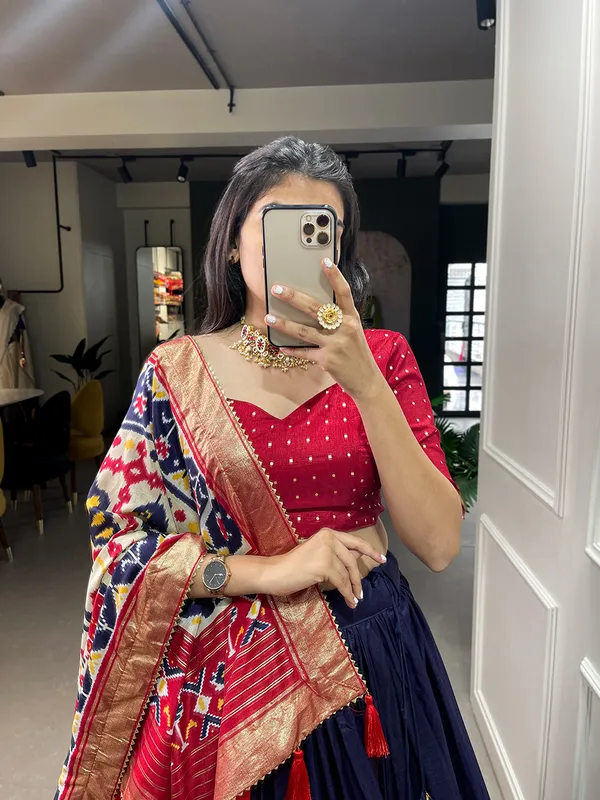 Splashing_elegance_with_every_hue__this_lehenga_is_a_canvas_of_festive_delight.Pure_Dolla_silk_chaniya_choli_with_viving_mill_foil