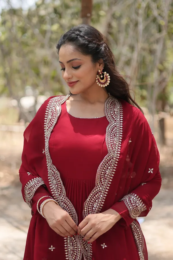 Maroon_Desirable_Fully_Flaired_Gown_Georgette_And_Designer_Embroidered_Dupatta_For_Women