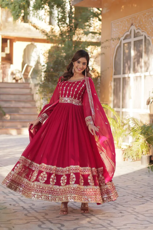 Pink_Gown_With_Dupatta_Set_Ethnic_Wear_Push_Premium_For_Women