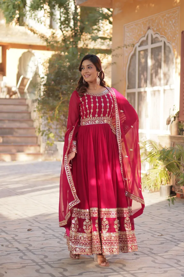 Pink_Gown_With_Dupatta_Set_Ethnic_Wear_Push_Premium_For_Women