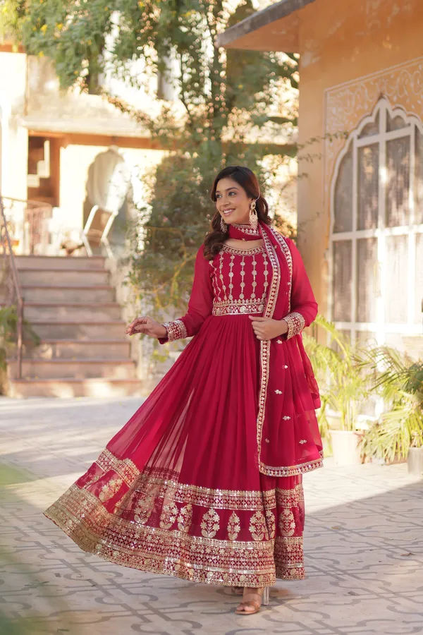 Pink_Gown_With_Dupatta_Set_Ethnic_Wear_Push_Premium_For_Women