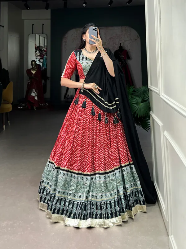 Celebrate_the_divine_with_a_swirl_of_Bandhej_and_Ajrakh_prints._Your_Navratri,_your_style