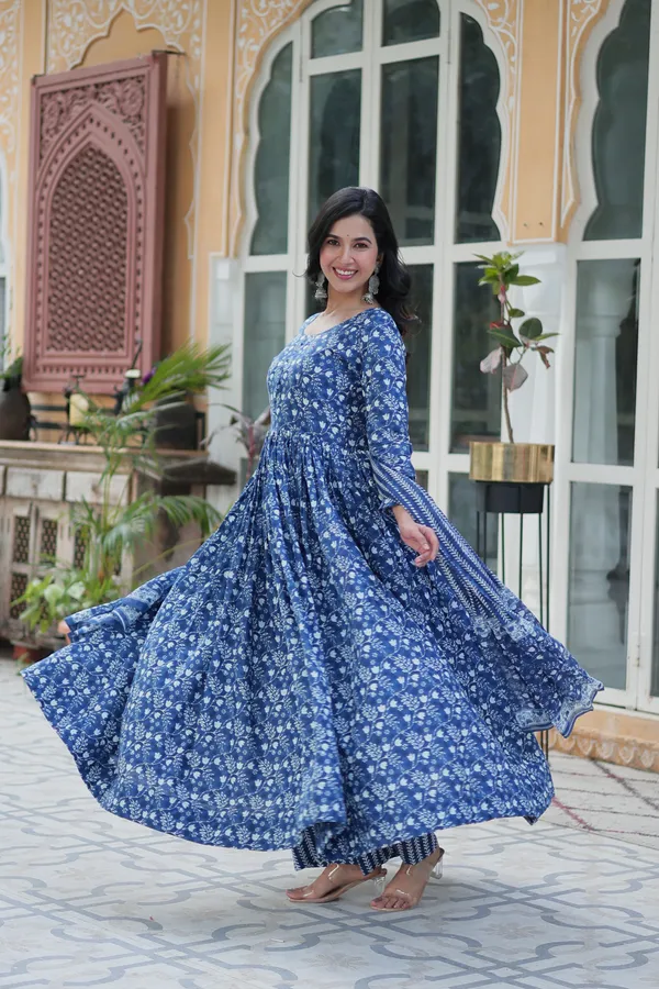 KURTI_WITH_PANT_&_DUPATTA_SET