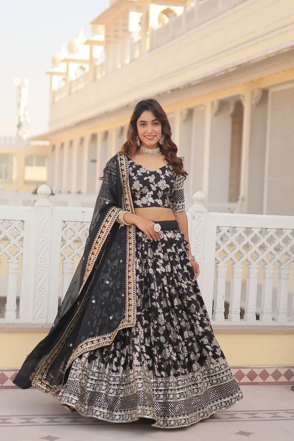 Black_Designer_Dyeable_Pure_Viscose_Jacquard_Fabric_Lehenga_Choli_&_Dupatta_Set_For_Women