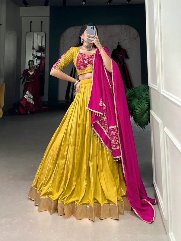 Navratri_nights_in_Chanderi_style