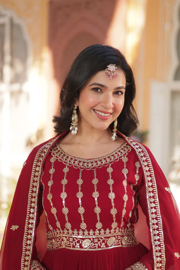 Maroon_Gown_Ethnic_Design_With_Dupatta_Set_Ethnic_Wear_Push_Premium_For_Women