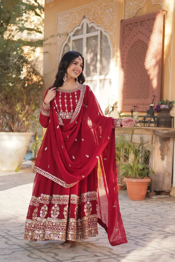 Maroon_Gown_Ethnic_Design_With_Dupatta_Set_Ethnic_Wear_Push_Premium_For_Women