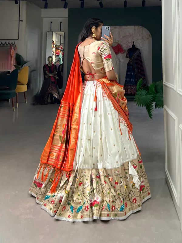 Captivate_hearts_and_turn_heads_in_our_Jacquard_Silk_Paithani_Lehenga_Choli_-_where_every_detail_reflects_the_essence_of_tradition