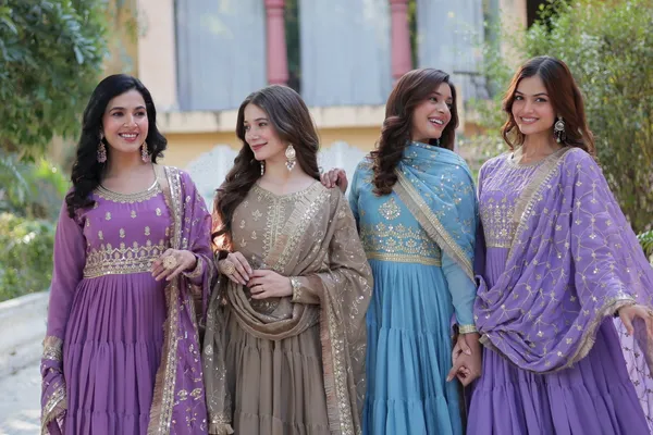 Onion_Embroidery_Faux_Design_Anarkali_Kurta_With_Dupatta_Set_Georgette_Fabric_Push_premium_For_Women