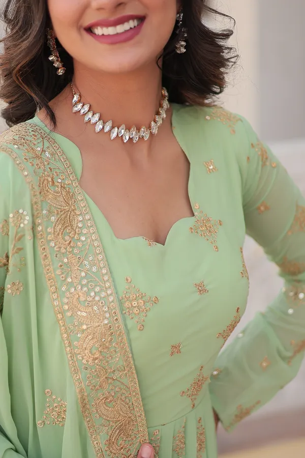 Pista_Premium_Designer_Readymade_Gown_Collections_For_Women