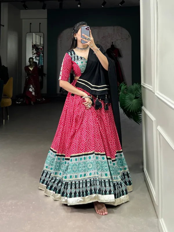 Celebrate_the_divine_with_a_swirl_of_Bandhej_and_Ajrakh_prints._Your_Navratri,_your_style