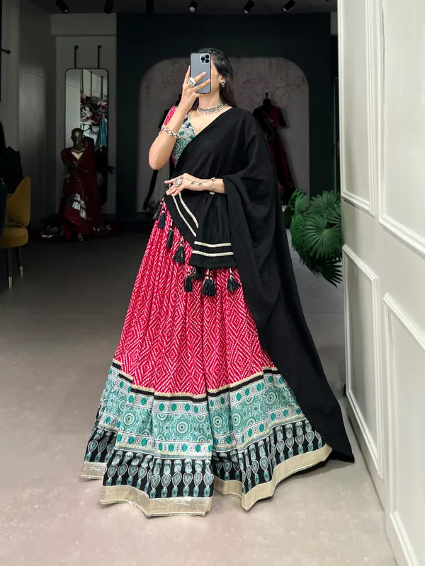 Celebrate_the_divine_with_a_swirl_of_Bandhej_and_Ajrakh_prints._Your_Navratri,_your_style