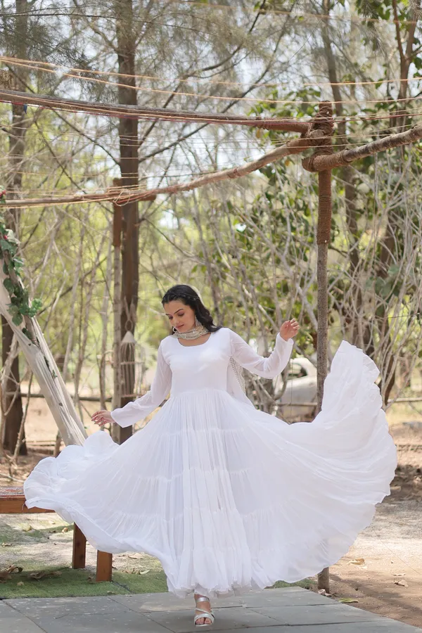White_Desirable_Fully_Flaired_Gown_Georgette_And_Designer_Embroidered_Dupatta_For_Women