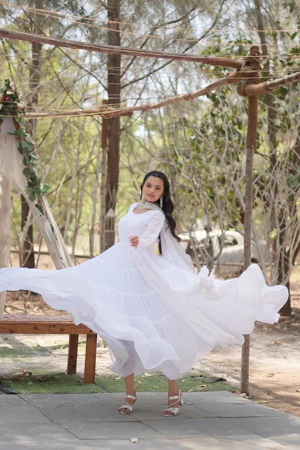 White_Desirable_Fully_Flaired_Gown_Georgette_And_Designer_Embroidered_Dupatta_For_Women