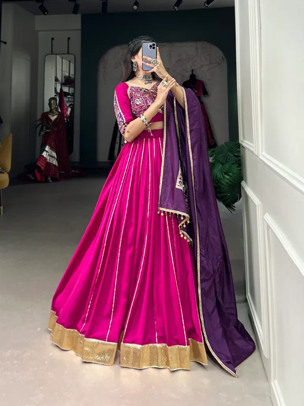 Navratri_nights_in_Chanderi_style