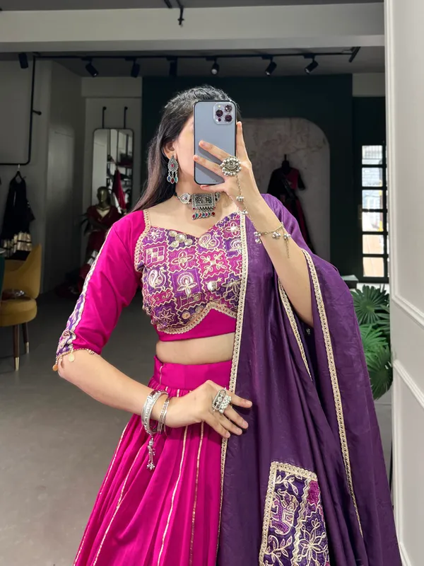 Navratri_nights_in_Chanderi_style