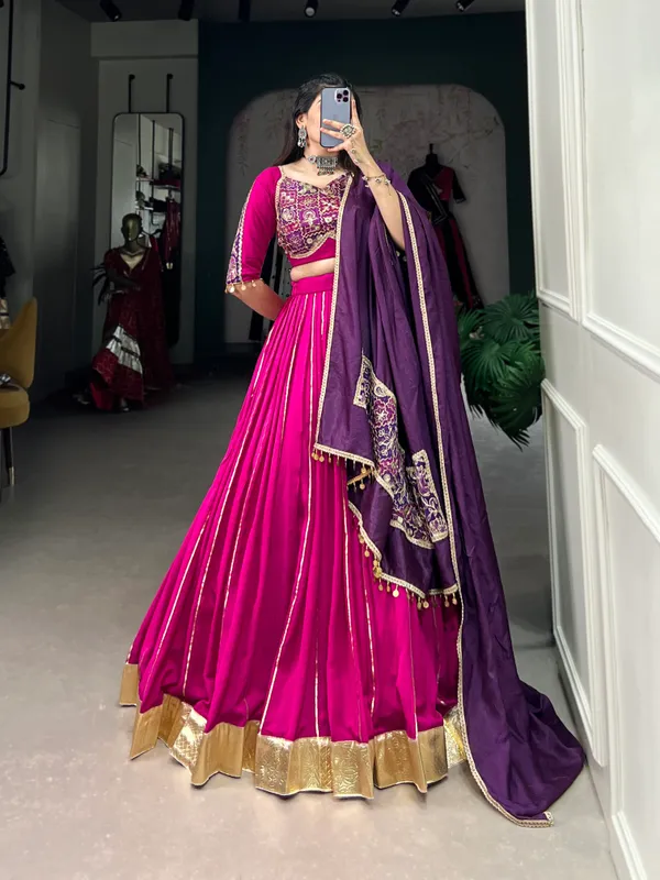 Navratri_nights_in_Chanderi_style