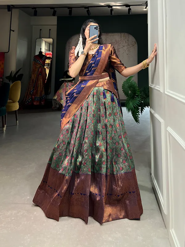 The_Elegant_Jacquard_lehenga_choli_is_a_classic_number_that_Deserves_all_Attention._Specially_design_to_wear_in_Wedding,_Functions_and_Special_Occasions