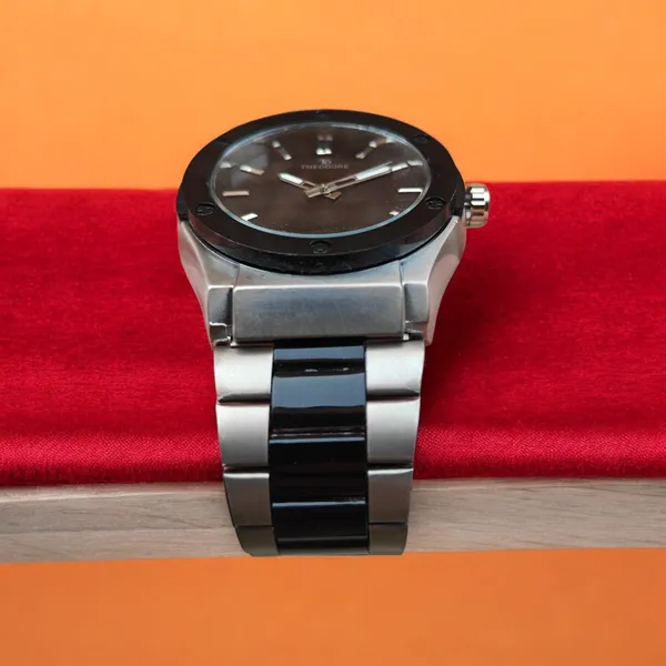 Black_and_Grey_Heavy_Metal_Chain_Party_Wear_Watch_With_1_year_warranty_for_Men