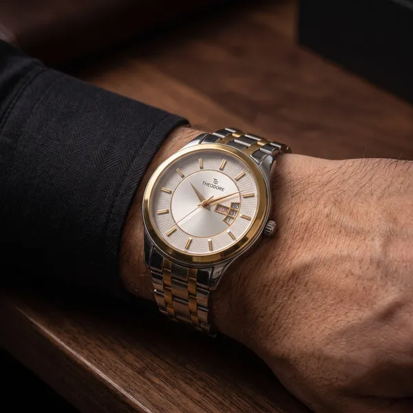 Classic_Pack_of_2_Men_Date_and_Day_Stainless_Steel_Watches_with_1_Year_Warranty_TD408-188