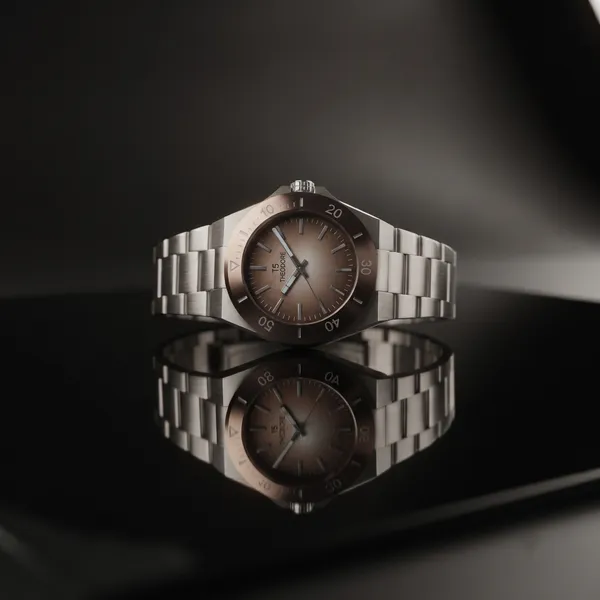 Dual_Tone_Metal_Chain_Round_Dial_Watch_With_1_year_warranty_for_Men_TD16453