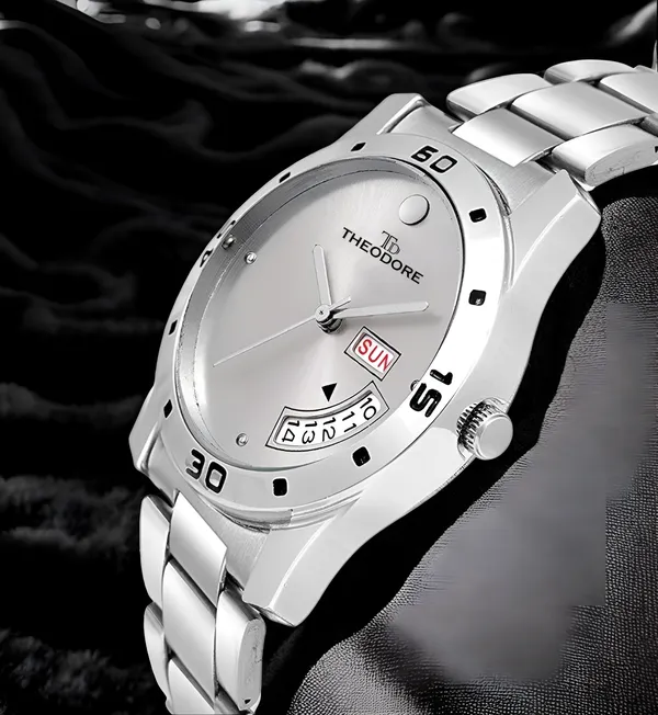Silver_Date_And_Day_Round_Dial_Watch_With_1_year_warranty_for_Women
