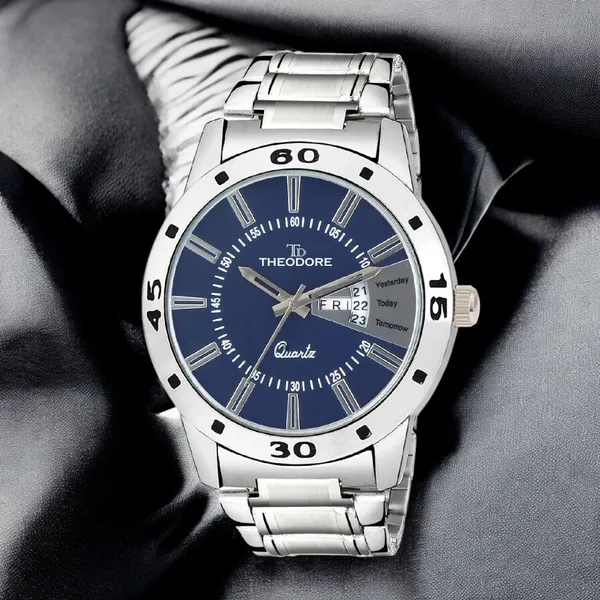 Premium_Date_and_Day_Stainless_Steel_Chain_Watch_-_With_1_year_warranty_for_Couple
