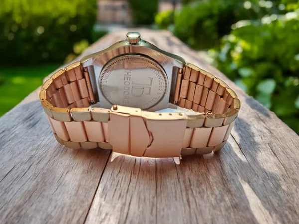 Rose_Gold_Shade_Heavy_Metal_Chain_Party_Wear_Watch_With_1_year_warranty_for_Men