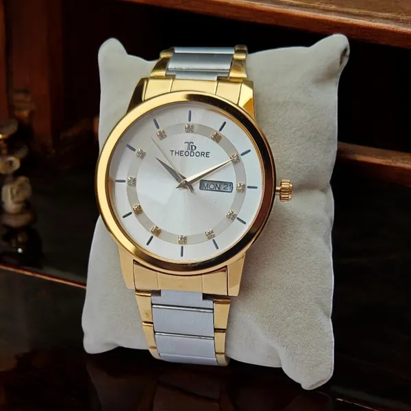 Silver_and_Rose_Gold_Dual_Tone_Date_And_Day_Round_Dial_Watch_With_1_year_warranty_for_Men