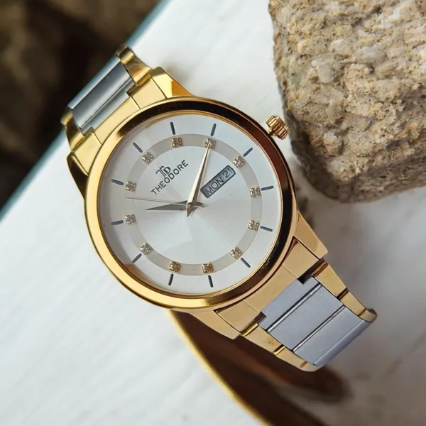 Silver_and_Rose_Gold_Dual_Tone_Date_And_Day_Round_Dial_Watch_With_1_year_warranty_for_Men