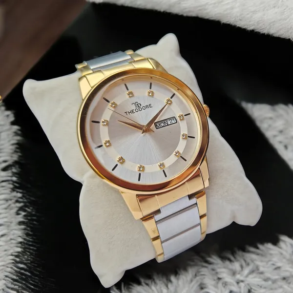 Silver_and_Rose_Gold_Dual_Tone_Date_And_Day_Round_Dial_Watch_With_1_year_warranty_for_Men