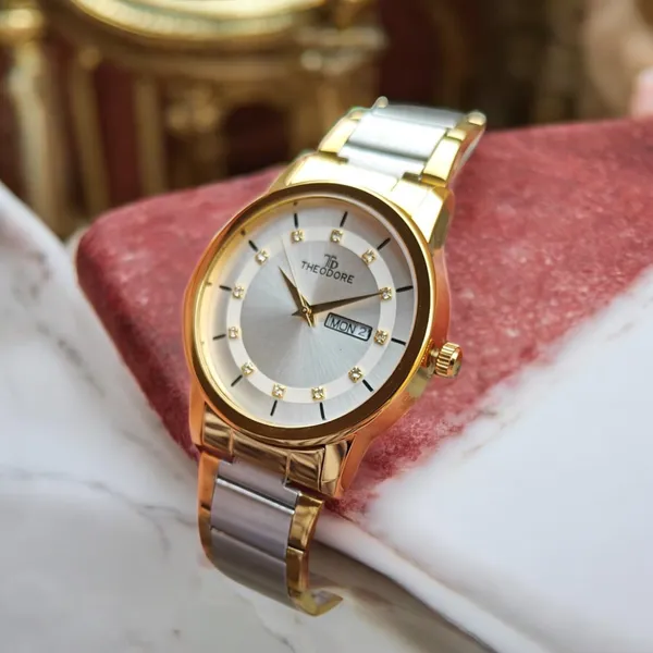 Silver_and_Rose_Gold_Dual_Tone_Date_And_Day_Round_Dial_Watch_With_1_year_warranty_for_Men