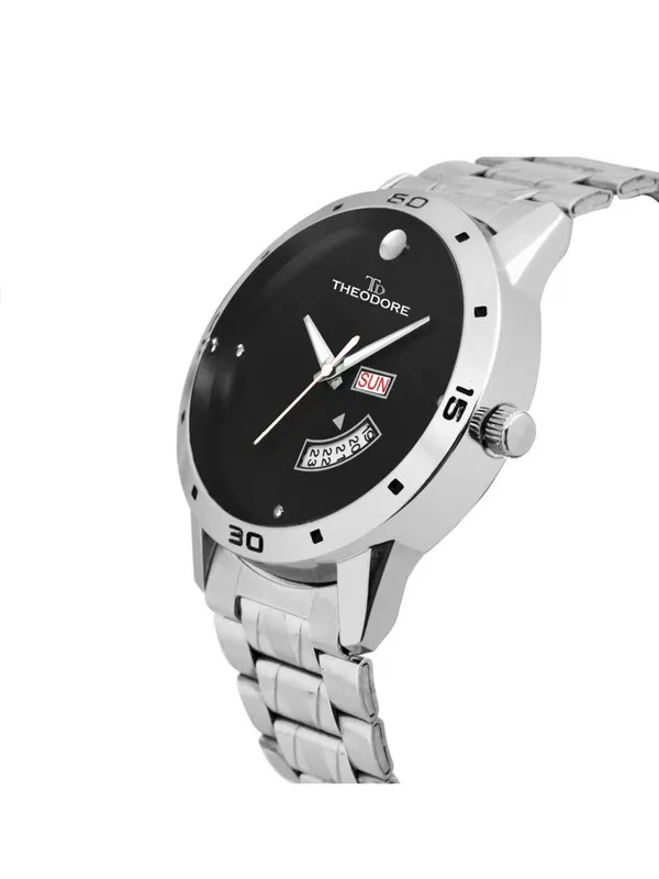 Black_Date_And_Day_Round_Dial_Watch_For_Women