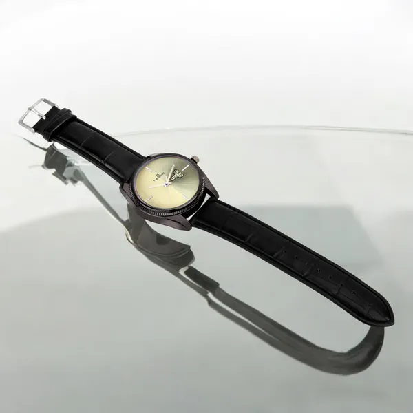 Silver_Analogue_Round_Dial_Watch_With_1_year_warranty_for_Men