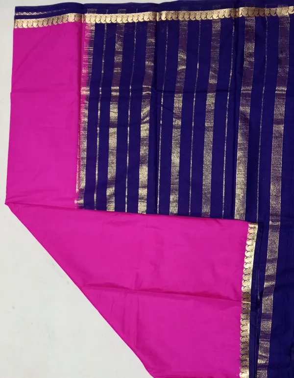 Dark_pink_crape_pipping_for_women