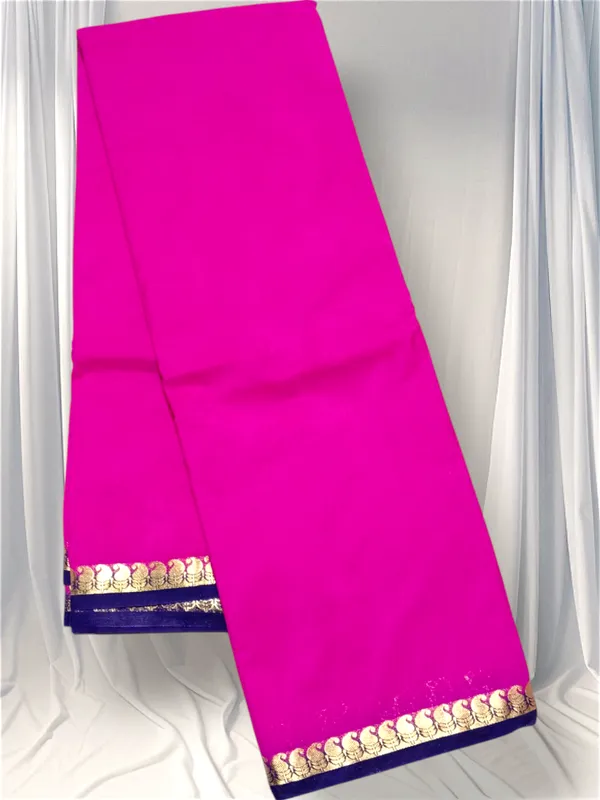Dark_pink_crape_pipping_for_women