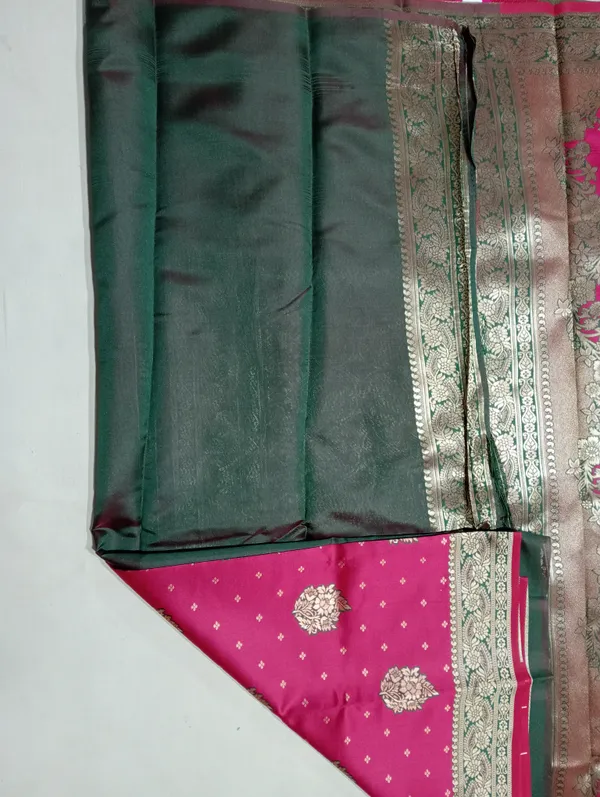 Stawberry_Kotta_Litchi_Silk_Saree_For_Women