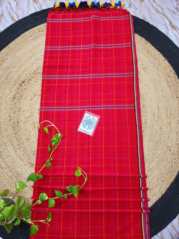 Red_100%_Cotton_Handloom_Checkered_Border_Saree_For_Women