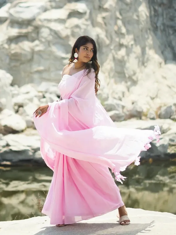 Pink__Pure_Mul_Cotton_Floral_Tassel_Draped_Saree_For_Women