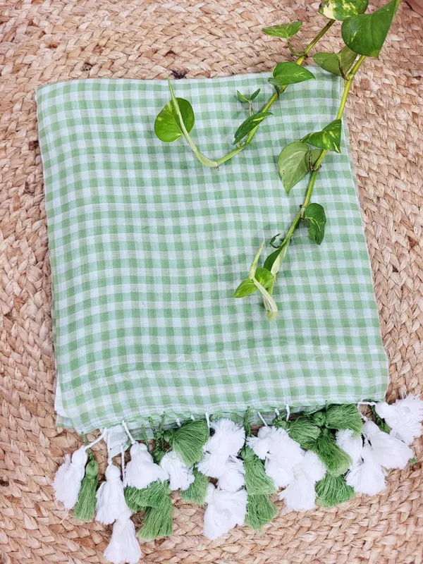 Green__100%_Pure_Mul_Cotton_Trending_Gingham_Check_Saree_For_Women
