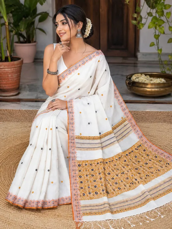 Off_White_Handloom_Cotton_Polka_Printed_Border_Saree_For_Women