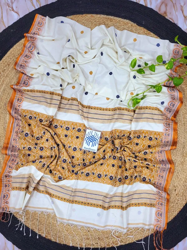 Off_White_Handloom_Cotton_Polka_Printed_Border_Saree_For_Women