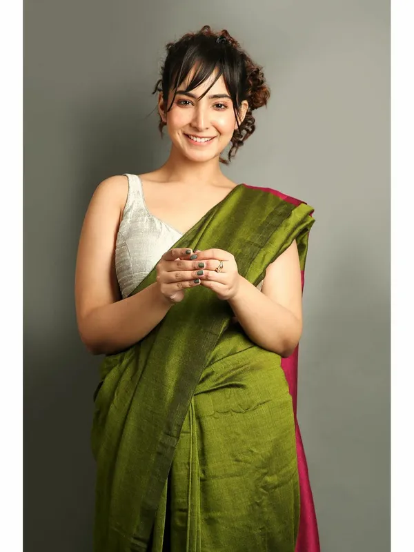 Green_Pink_Cotton__Solid_Handloom_Saree_For_Women