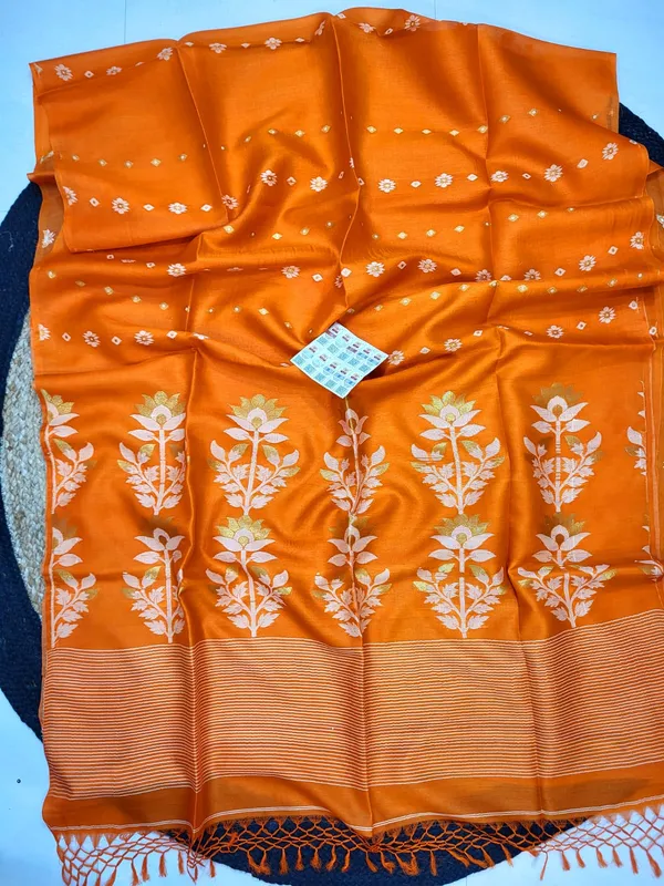 Orange_Tussar_Silk_Floral_Woven_Ethnic_Saree_For_Women