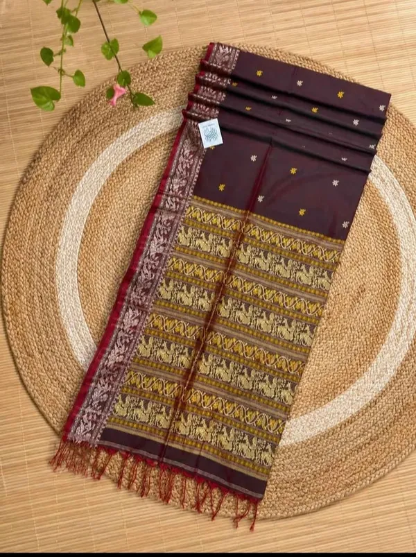 Maroon_Cotton_Balurchi_Woven_Elephant_Floral_Border_Saree_For_Women