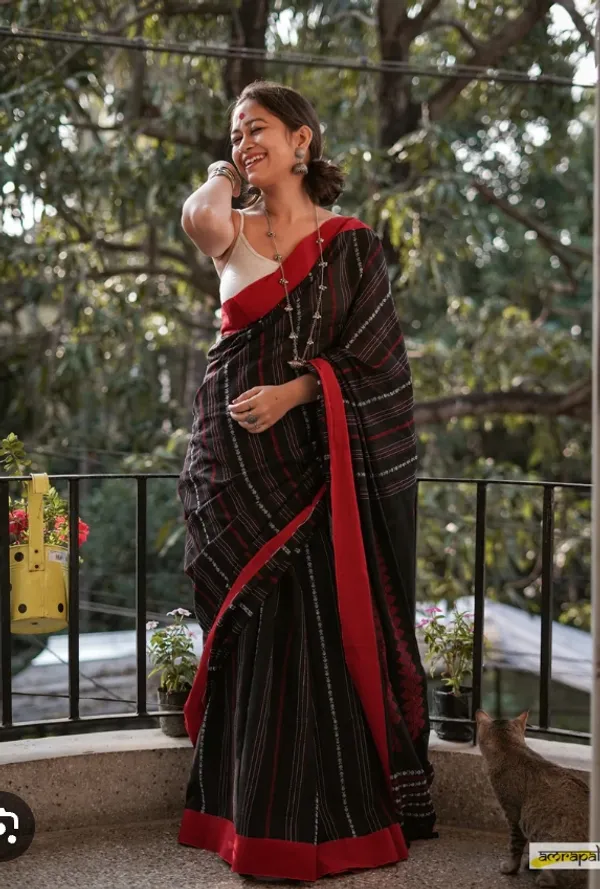 Black_Pure_Cotton__Woven_Border_Saree_For_Women