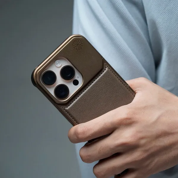 Desert_Titanium_Frame_Leather_Durable_Back_Case_|_For_Iphone