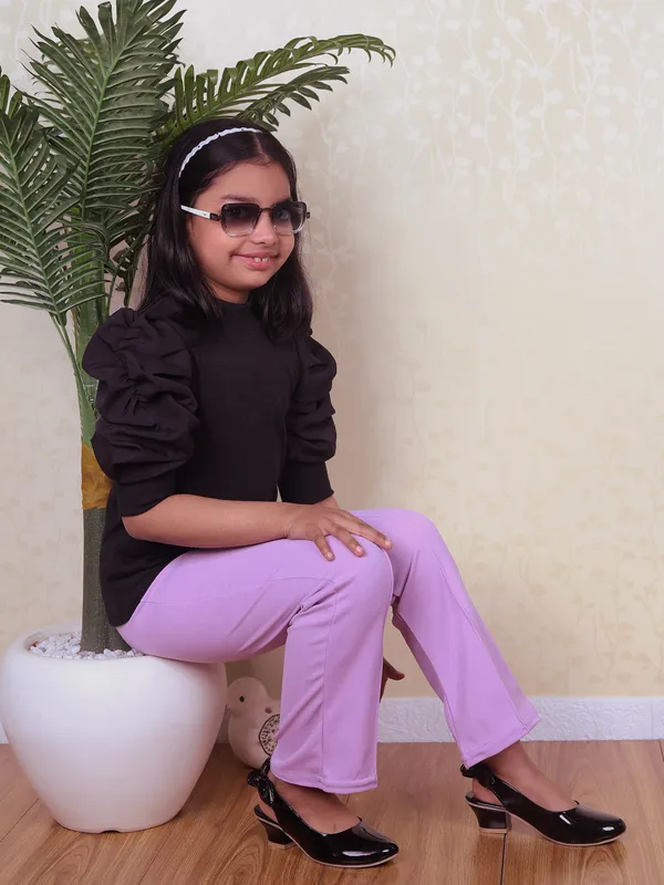 Purple_Solid_Casual_Trousers_For_Girls