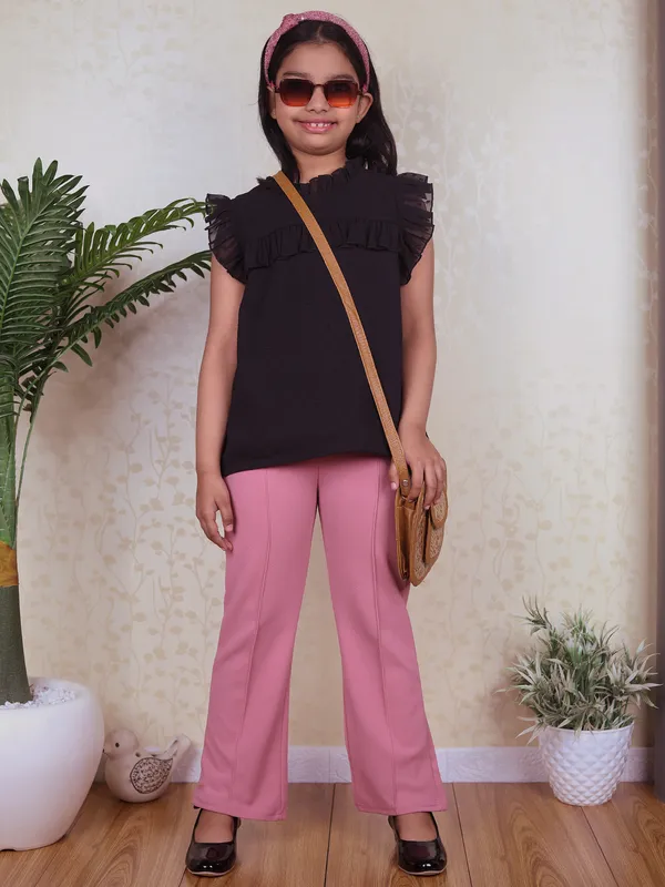Pink_Solid_Casual_Trousers_For_Girls